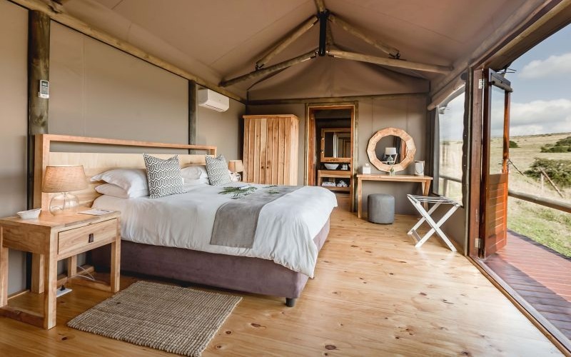 Hlosi  Lodge 25
